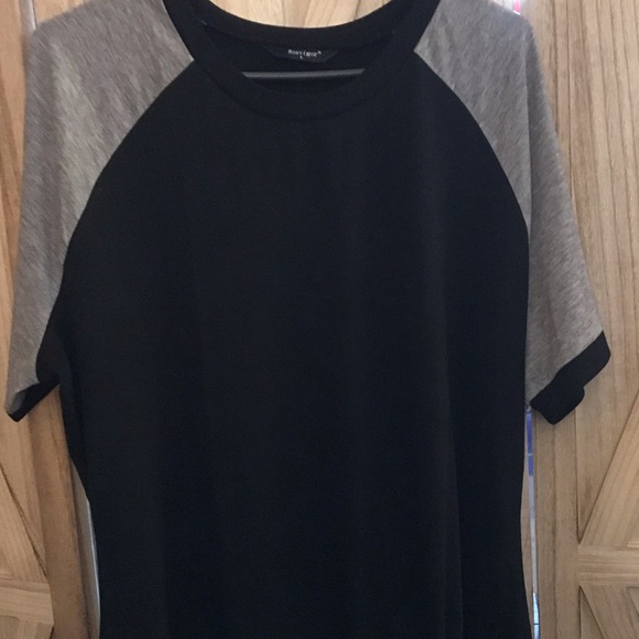 ❤️Rosvigor T-Shirt❤️ - Picture 3 of 9